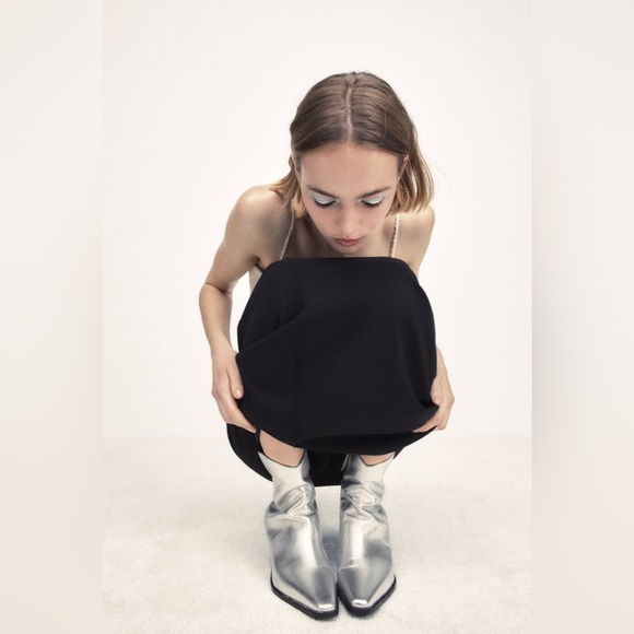 NWT. Zara Metallic Silver Cowboy-Style Leather Ankle Boots. Size 8, 9. - Picture 5 of 11